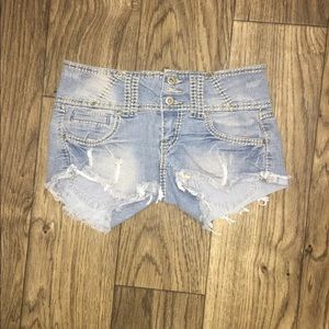 Women’s Rue21 Size 5/6 Shorts MISSING 1 BUTTON